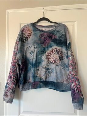 LIKE NEW Pilcro Multicolor Tie-Dye Floral Crewneck Sweatshirt size small